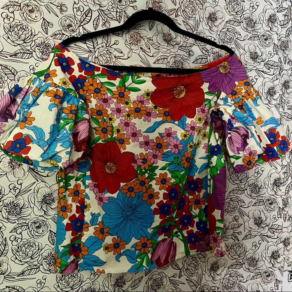 H&M off-the-shoulder floral blouse